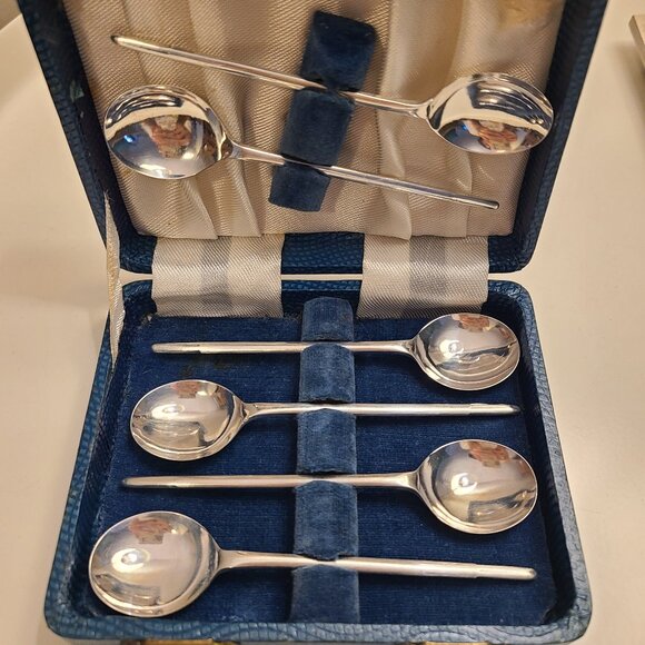 Vintage Silver Plated Spoons, Made in England - Picture 1 of 5